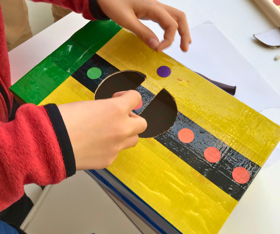Música en familia. Taller de construcción de un monocordio.