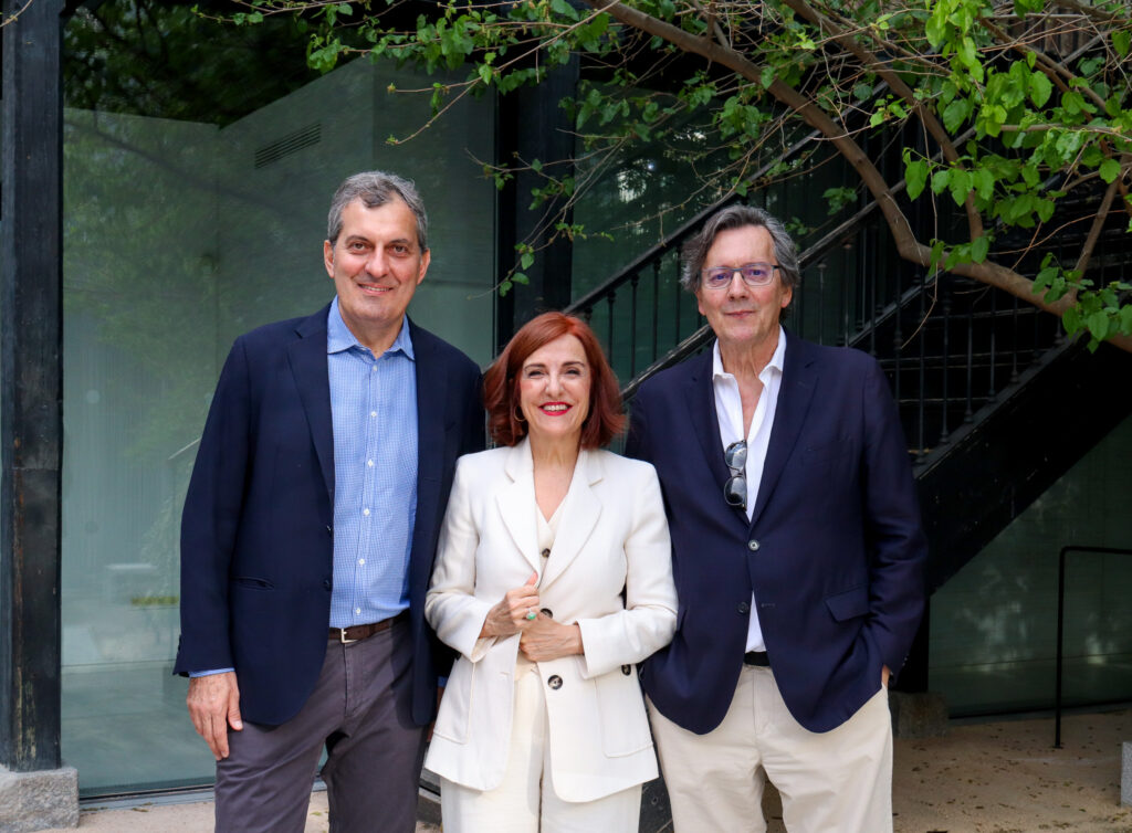 Seminario «Democracia y comunicación: ¿Qué pasa con nuestra conversación pública?»